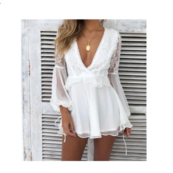 V-Neck Lace Jumpsuit - Picture 3 of 8